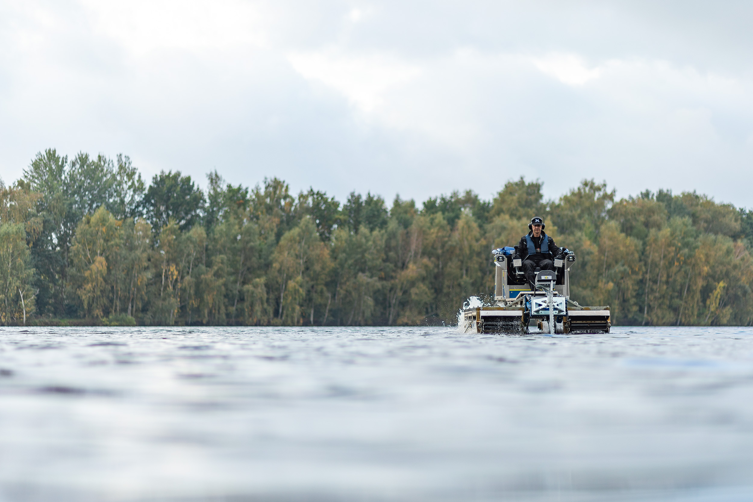 Professional equipment in action - image 6